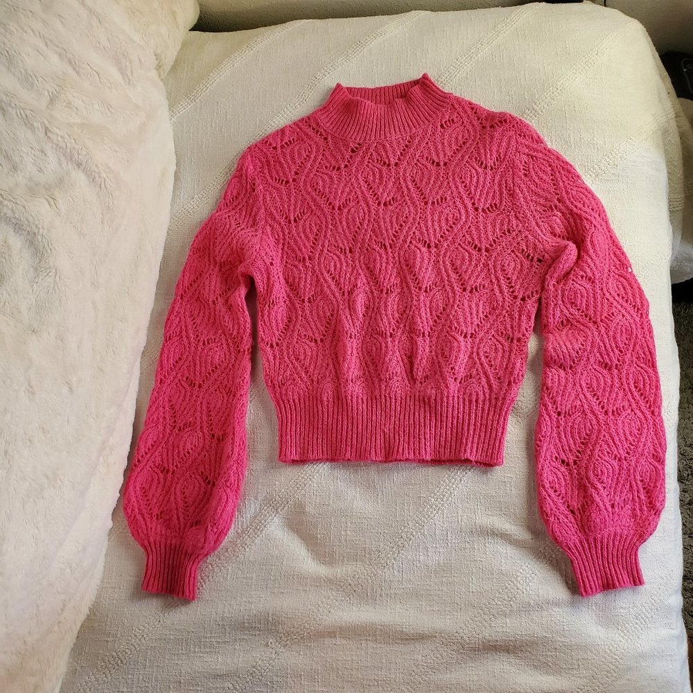 ASTR THE LABEL/ alpaca blend hot pink crocheted sweater s